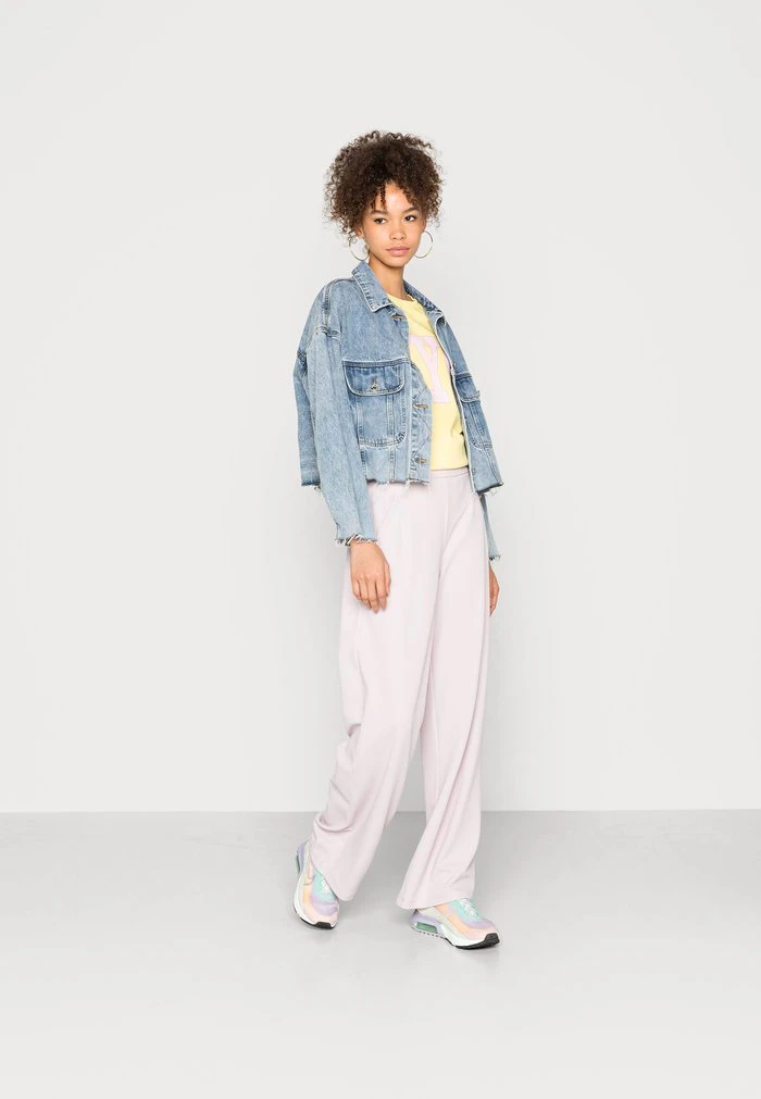 JDY LOUISVILLE CATIA - Pantalon Classique - Lavender Frost 2 JDY LOUISVILLE CATIA - Pantalon Classique - Lavender Frost – Image 2