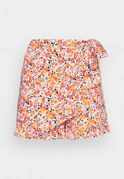 JDYSTARR LIFE WRAP - Short - Cloud Dancer/spiced Coral -JDY Soldes Magasin 02388890b4b344adbe5f494bf774744e