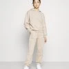 JDYCATIE LIFE SET - Sweatshirt - Simply Taupe