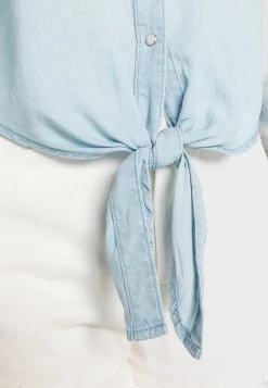 JDYJASPER LIFE KNOT - Blouse - Light Blue Denim -JDY Soldes Magasin 0cb7f81effef4f31ac927c8b97fb0f65
