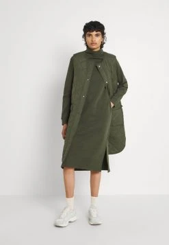 JDYLUCY LIFE L S RAGLAN SWEAT - Robe De Jour - Deep Depths 7 JDYLUCY LIFE L S RAGLAN SWEAT - Robe De Jour - Deep Depths -JDY Soldes Magasin 0e2982b8b4d5436e89486ed377500288