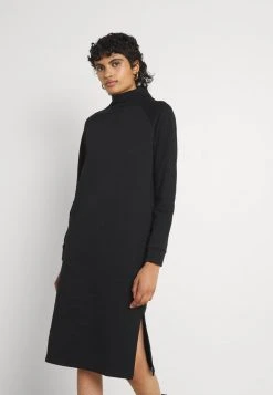 JDYLUCY LIFE L S RAGLAN SWEAT - Robe De Jour - Black