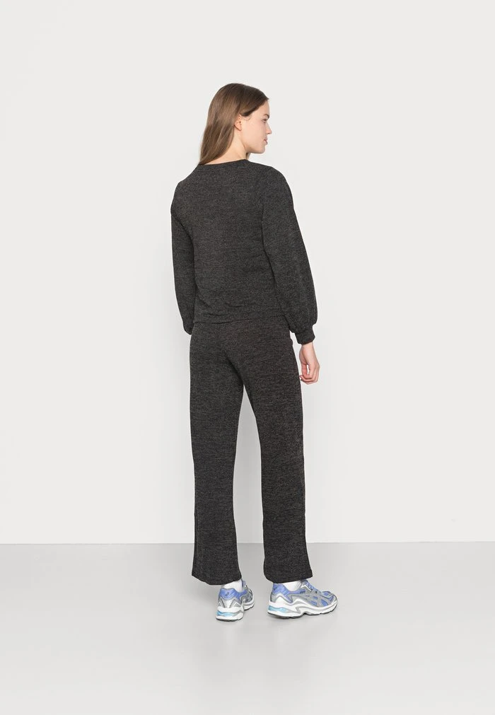 JDYEMMA - Pullover - Dark Grey Melange 3 JDYEMMA - Pullover - Dark Grey Melange – Image 3