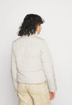 JDYNEWERICA SHORT PADDED JACKET - Veste D'hiver - Moonbeam 8 JDYNEWERICA SHORT PADDED JACKET - Veste D'hiver - Moonbeam -JDY Soldes Magasin 1677fe9f957041de945e1e241c54a2b2