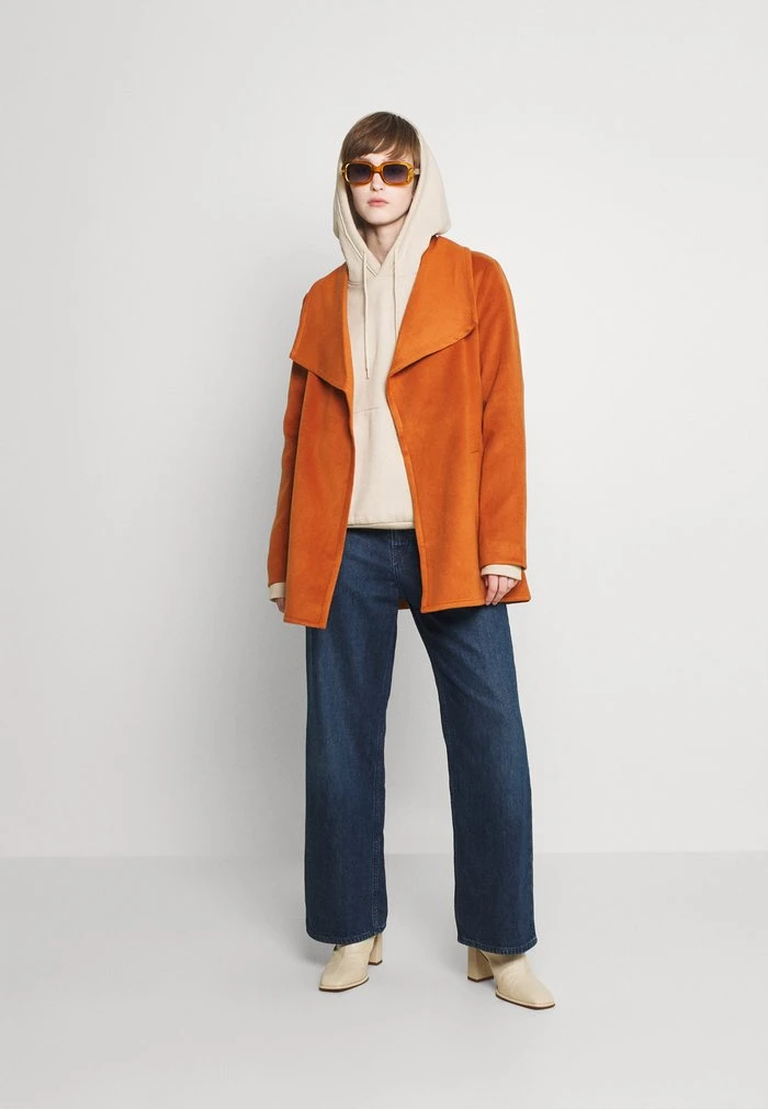 JDYDANNIE ELISE SHORT - Manteau Court - Ginger Bread 2 JDYDANNIE ELISE SHORT - Manteau Court - Ginger Bread – Image 2