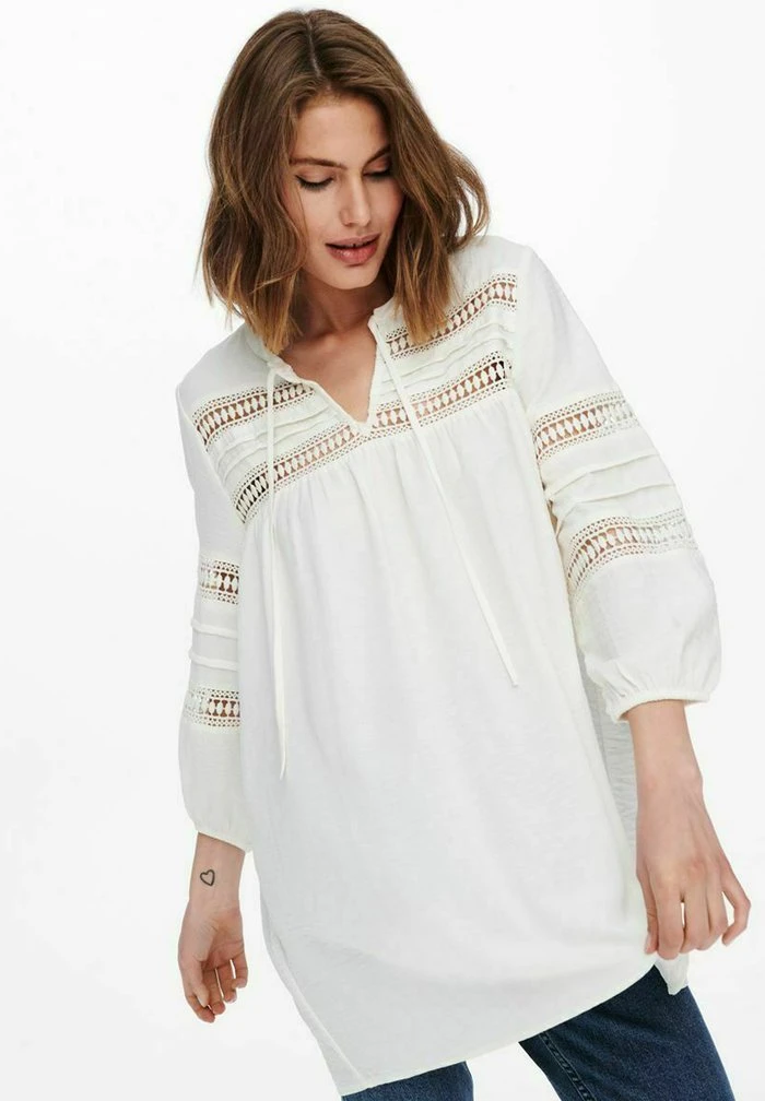 JDY Tunique - Cloud Dancer 4 JDY Tunique - Cloud Dancer – Image 4