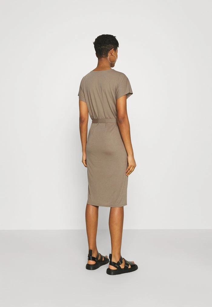 JDYURBAN GABRIELLA BELT DRESS - Robe En Jersey - Toasted Coconut 3 JDYURBAN GABRIELLA BELT DRESS - Robe En Jersey - Toasted Coconut – Image 3