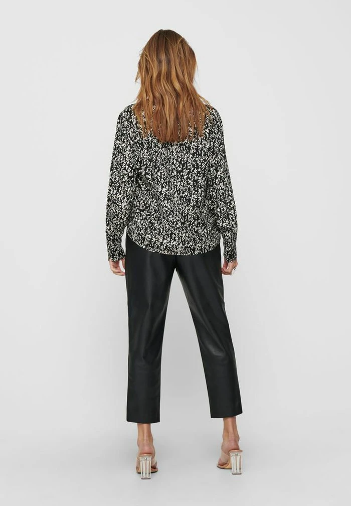 JDY Blouse - Black 3 JDY Blouse - Black – Image 3