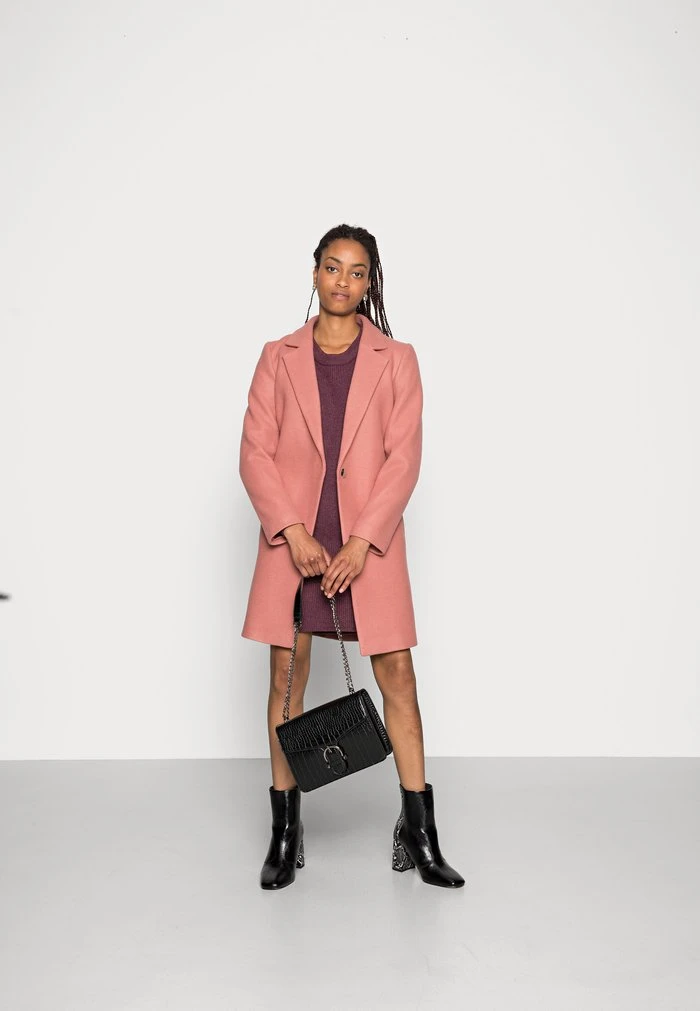 JDY WILLA FRILL DRESS - Robe Pull - Winetasting Detail Melange 2 JDY WILLA FRILL DRESS - Robe Pull - Winetasting Detail Melange – Image 2