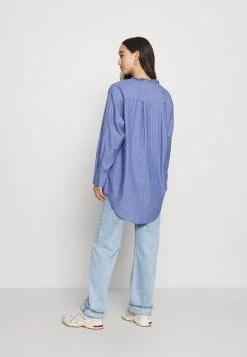 JDY BUBBLE LIFE FRILL LONG - Chemisier - Estate Blue/cloud Dancer 8 JDY BUBBLE LIFE FRILL LONG - Chemisier - Estate Blue/cloud Dancer -JDY Soldes Magasin 209f66089bb04d759b439b6680c76aff