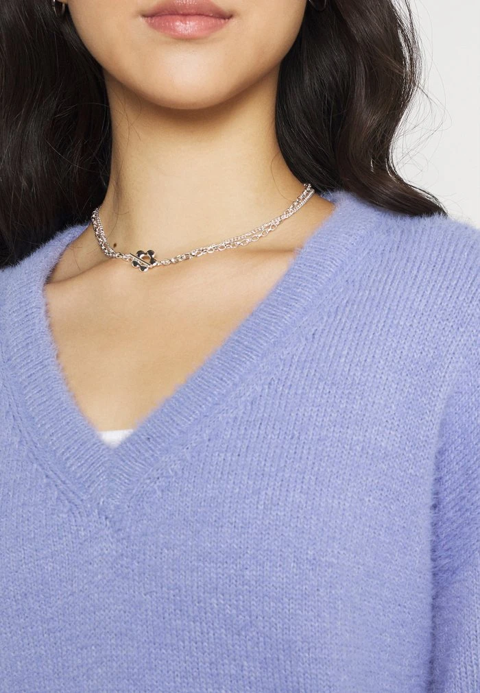 JDYALESSI LIFE V NECK - Pullover - Jacaranda 6 JDYALESSI LIFE V NECK - Pullover - Jacaranda – Image 6