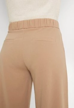 JDYCATIA LANEY WIDE PANT - Pantalon Classique - Chanterelle 11 JDYCATIA LANEY WIDE PANT - Pantalon Classique - Chanterelle -JDY Soldes Magasin 27e7b76aa9c74860b6eae9b57eb63e36