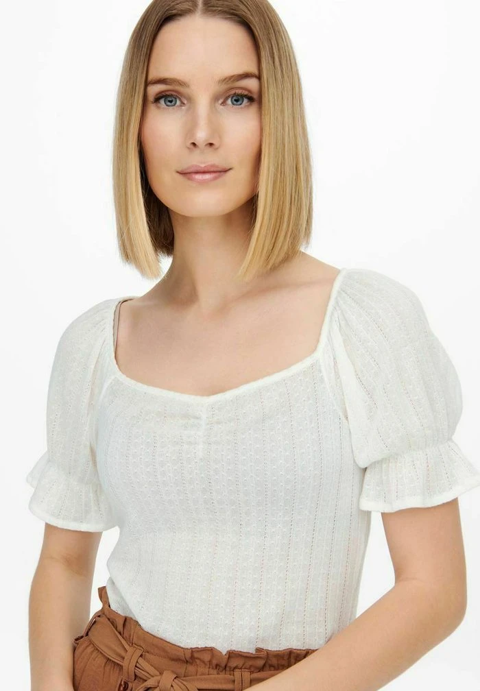 JDY Blouse - Cloud Dancer 4 JDY Blouse - Cloud Dancer – Image 4