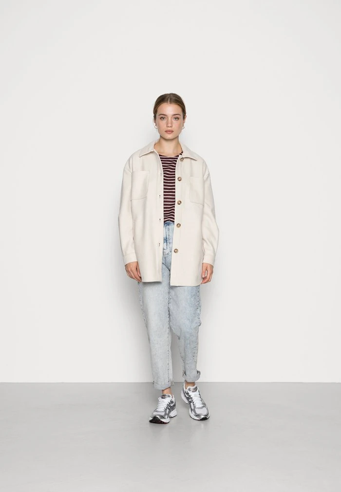 JDYELIN TREATS - T-shirt à Manches Longues - Winetasting 2 JDYELIN TREATS - T-shirt à Manches Longues - Winetasting – Image 2