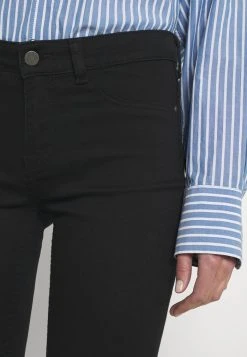 JDY CITY - Short En Jean - Black Denim -JDY Soldes Magasin 2f32cce5e5a7477aa52c82b1cad4c065