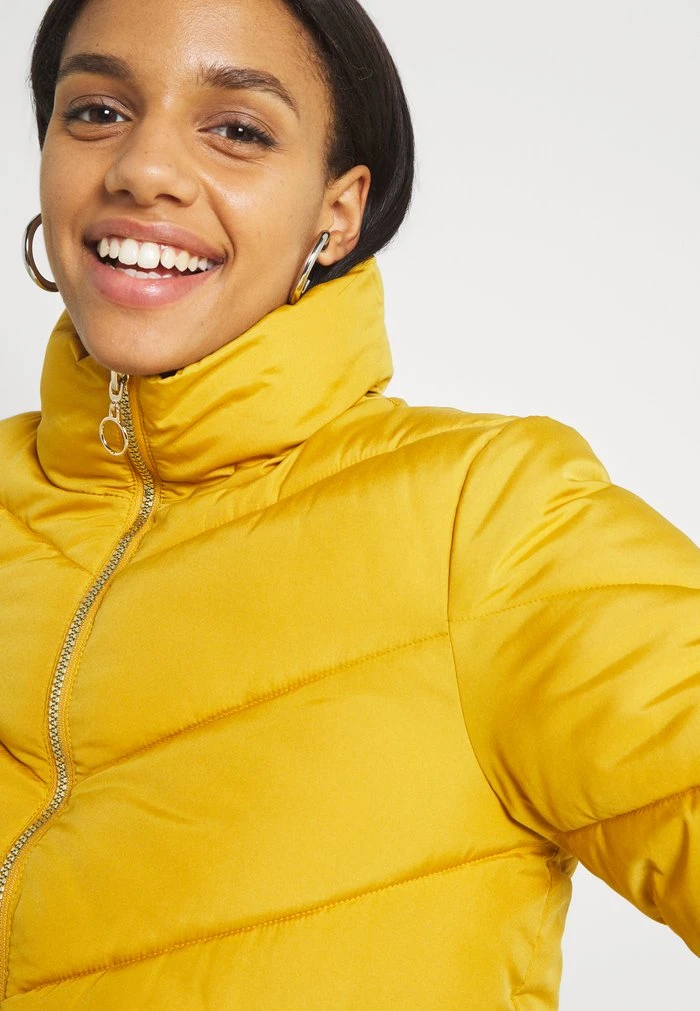 JDYFINNO - Veste D'hiver - Light Gold Zip 4 JDYFINNO - Veste D'hiver - Light Gold Zip – Image 4