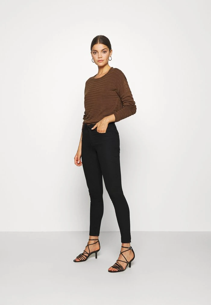 JDYGADOT L/S - Pullover - Cherry Mahogany 2 JDYGADOT L/S - Pullover - Cherry Mahogany – Image 2