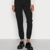 JDYCATIA POCKET PANT - Pantalon Cargo - Black