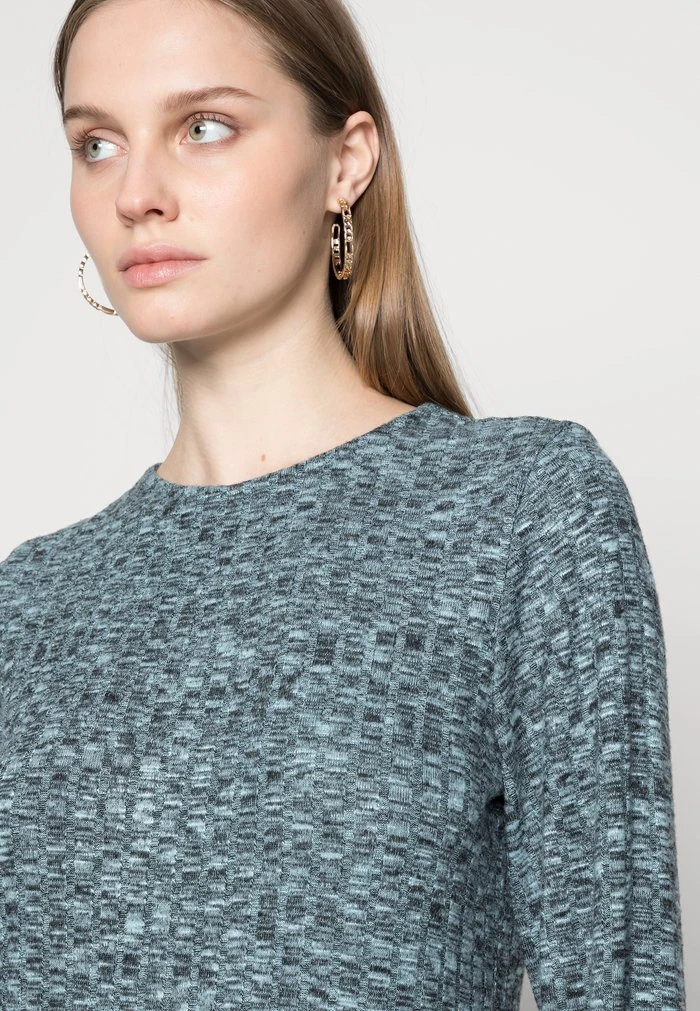 JDY MELISA - Robe Pull - Tourmaline Melange 5 JDY MELISA - Robe Pull - Tourmaline Melange – Image 5