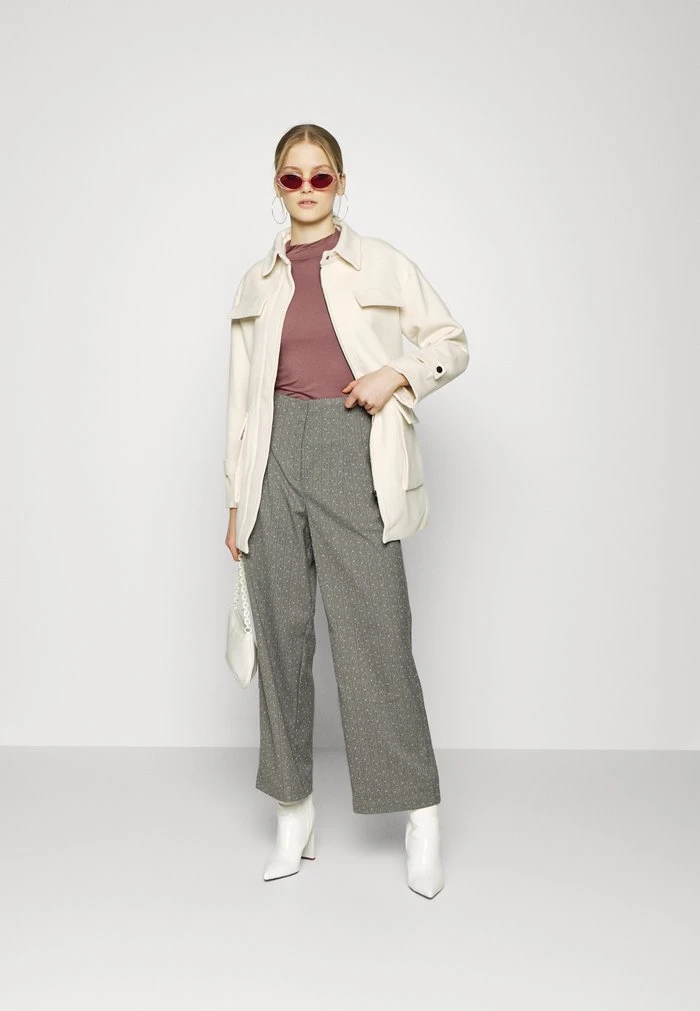 JDY SANDY - T-shirt à Manches Longues - Rose Taupe 2 JDY SANDY - T-shirt à Manches Longues - Rose Taupe – Image 2