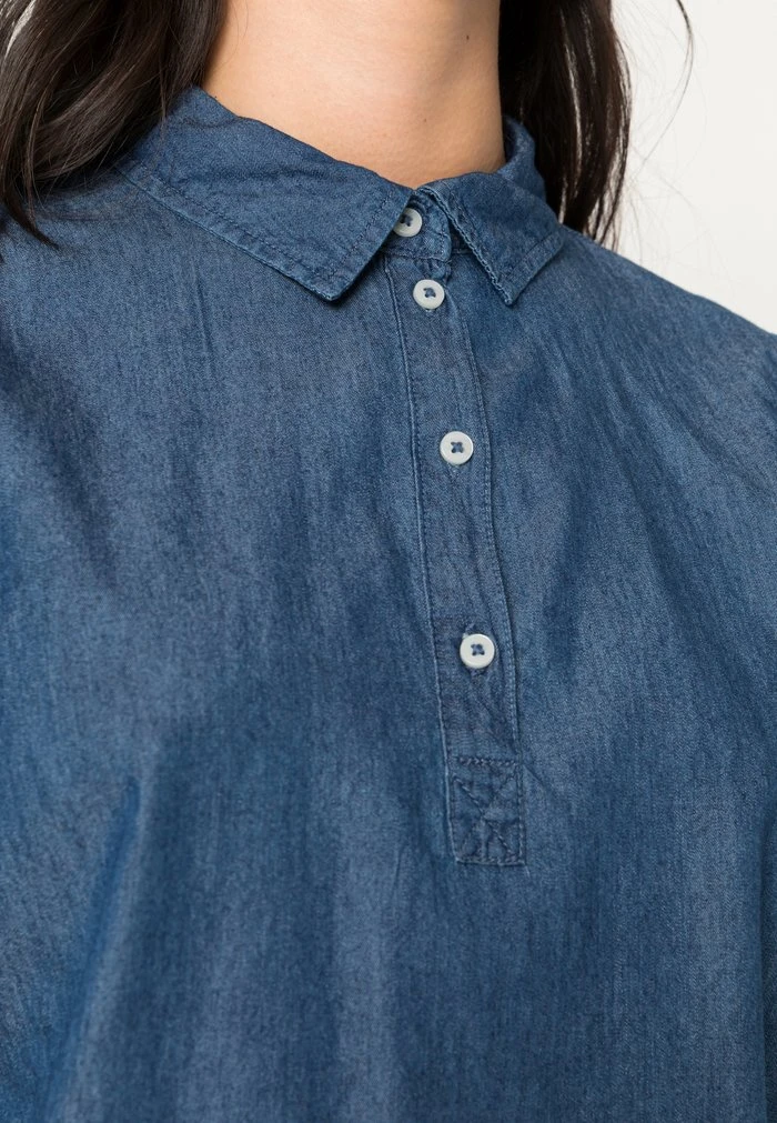 JDYCASPER - Blouse - Medium Blue Denim 5 JDYCASPER - Blouse - Medium Blue Denim – Image 5