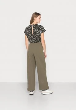 JDYTANJA WIDE PANT - Pantalon Classique - Kalamata 7 JDYTANJA WIDE PANT - Pantalon Classique - Kalamata -JDY Soldes Magasin 4a83cb7ed74d4cc0aa942f374c742a18