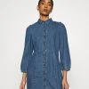 JDYATHENA DRESS - Robe En Jean - Medium Blue Denim