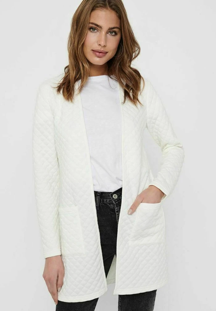 JDY Gilet - Cloud Dancer 4 JDY Gilet - Cloud Dancer – Image 4