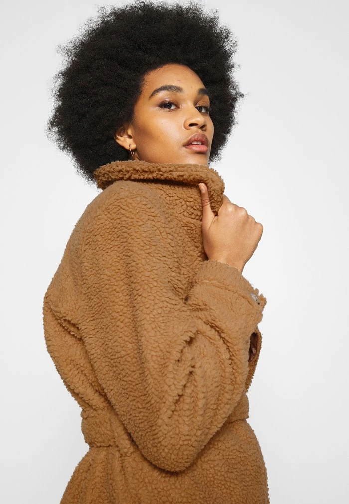 JDYSTELLA BELT JACKET - Manteau Classique - Apple Cinnamon 4 JDYSTELLA BELT JACKET - Manteau Classique - Apple Cinnamon – Image 4