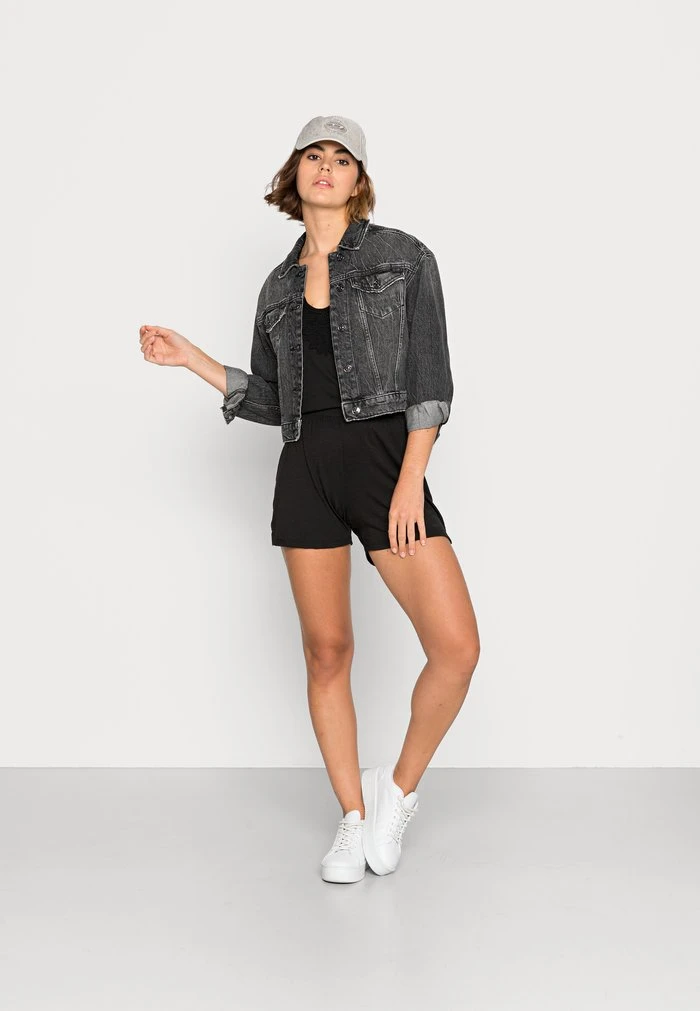 JDYDODO HALTER - Short - Black 2 JDYDODO HALTER - Short - Black – Image 2