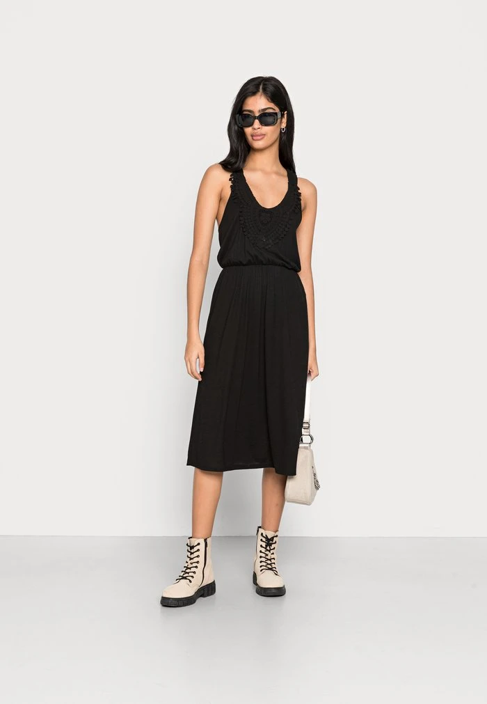 JDYDODO - Robe En Jersey - Black 2 JDYDODO - Robe En Jersey - Black – Image 2