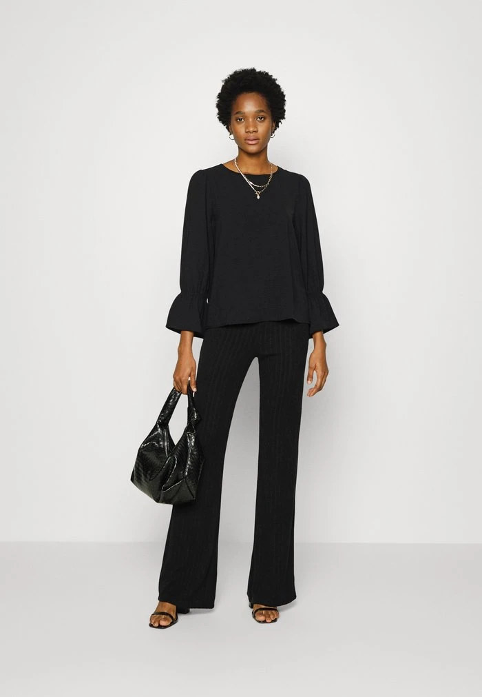 JDYLION ONECK - Blouse - Black 2 JDYLION ONECK - Blouse - Black – Image 2