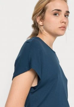 JDYNELLY SS O NECK JRS NOOS - T-shirt Basique - Moonlit Ocean 9 JDYNELLY SS O NECK JRS NOOS - T-shirt Basique - Moonlit Ocean -JDY Soldes Magasin 637e6b42d5d14228888c3cd6077964bc