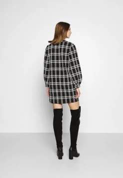 JDYDOVER CHECK DRESS - Robe En Jersey - Black/cloud Dancer 10 JDYDOVER CHECK DRESS - Robe En Jersey - Black/cloud Dancer -JDY Soldes Magasin 65976a7f22a24e1d85971a6e1a591871