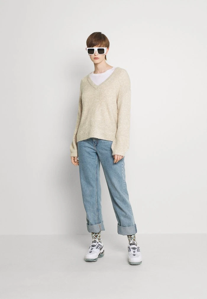 JDYPHILINA V NECK - Pullover - Chateau Gray Melange 2 JDYPHILINA V NECK - Pullover - Chateau Gray Melange – Image 2