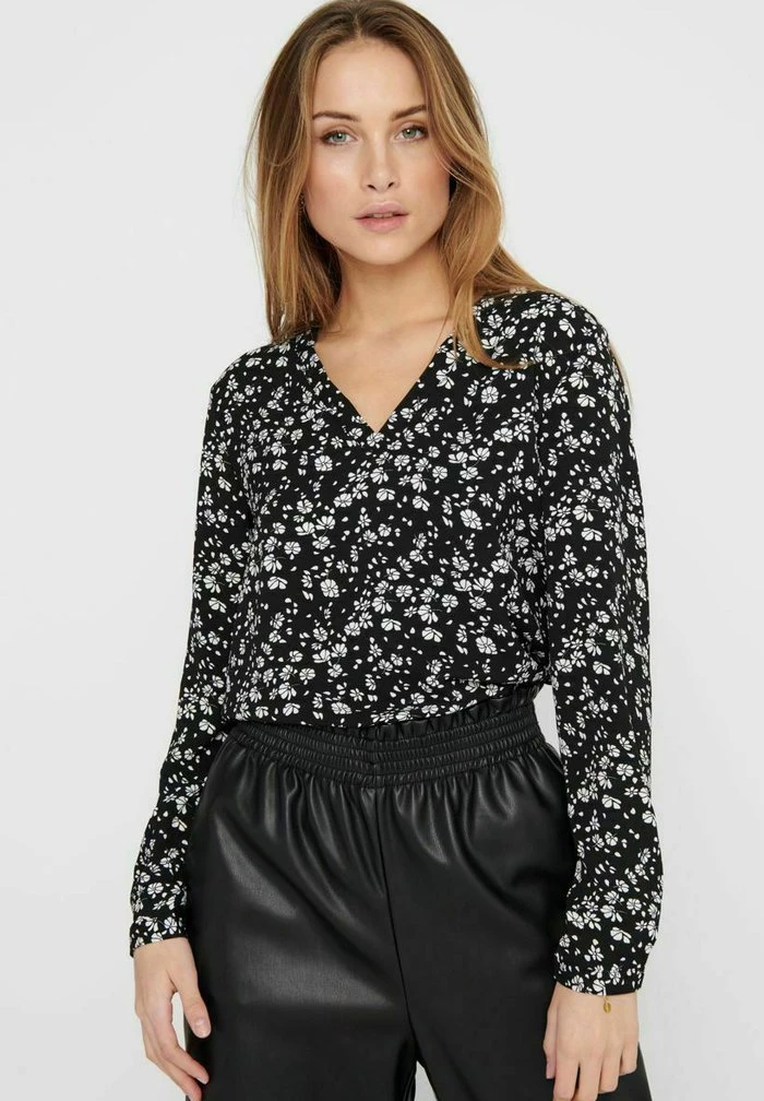 JDY T-shirt à Manches Longues - Black 4 JDY T-shirt à Manches Longues - Black – Image 4