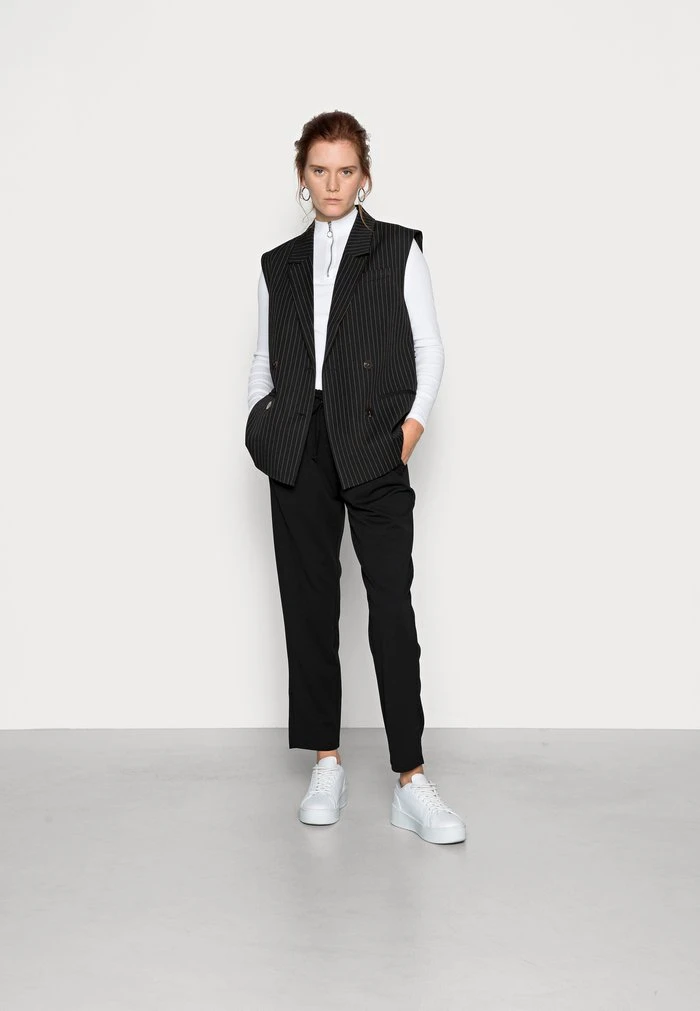 JDYCATIA NEW PANT JRS NOOS - Pantalon De Survêtement - Black 2 JDYCATIA NEW PANT JRS NOOS - Pantalon De Survêtement - Black – Image 2