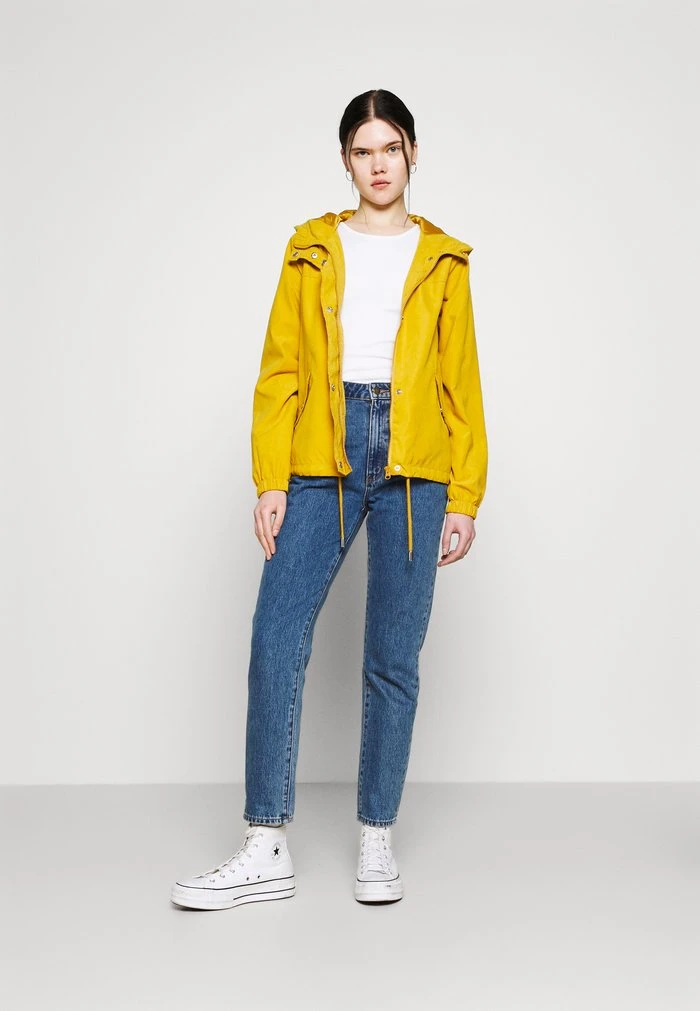 JDYNEWHAZEL SHINE JACKET - Veste Légère - Chai Tea 2 JDYNEWHAZEL SHINE JACKET - Veste Légère - Chai Tea – Image 2