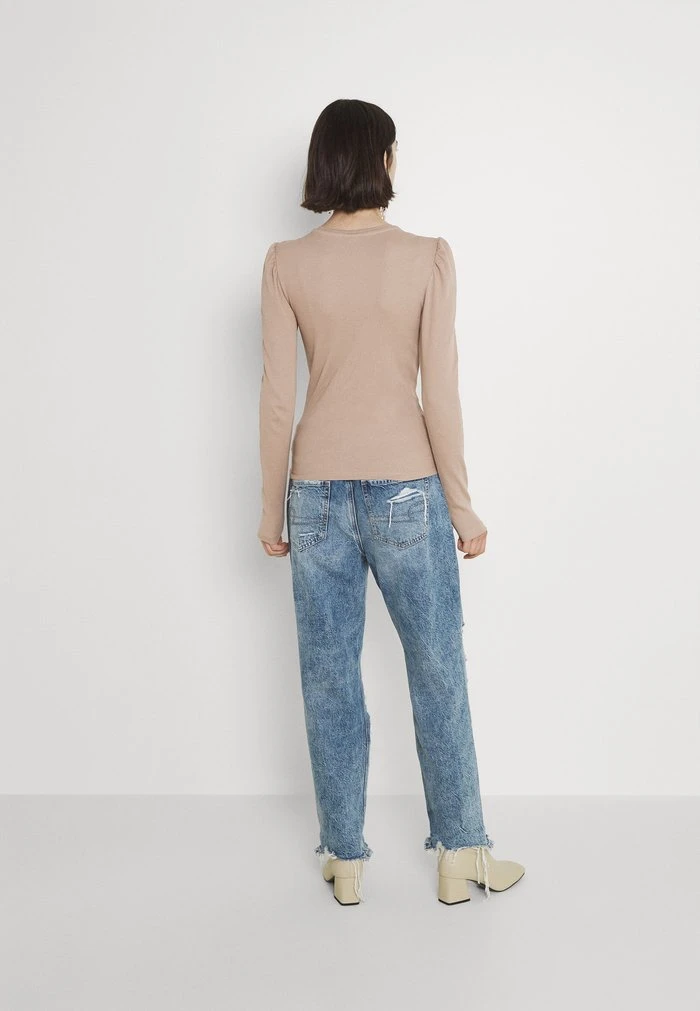 JDYCEREN PUFF SLEEVE - T-shirt à Manches Longues - Chanterelle 3 JDYCEREN PUFF SLEEVE - T-shirt à Manches Longues - Chanterelle – Image 3