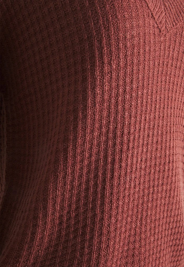 JDYALICE V NECK - Pullover - Apple Butter 3 JDYALICE V NECK - Pullover - Apple Butter – Image 3