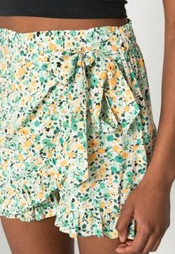 JDYSTARR LIFE WRAP - Short - Cloud Dancer/greenbriar/apricot 9 JDYSTARR LIFE WRAP - Short - Cloud Dancer/greenbriar/apricot -JDY Soldes Magasin 797213b4d8174ea2a2dfd473c205b8c6