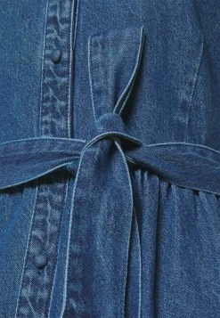 JDYSANDRA LIFE SHIRT DRESS - Robe En Jean - Medium Blue Denim -JDY Soldes Magasin 79fbda8dfb814827846f5f8e10a2b4c4