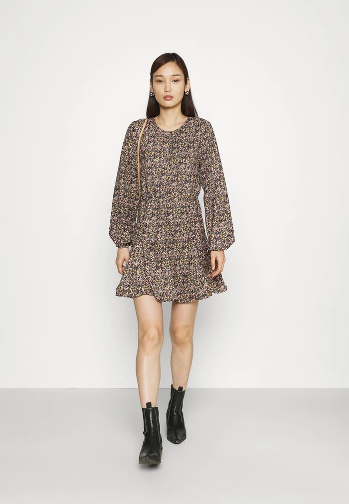 JDYMIA DRESS - Robe De Jour - Bitter Chocolate 2 JDYMIA DRESS - Robe De Jour - Bitter Chocolate – Image 2