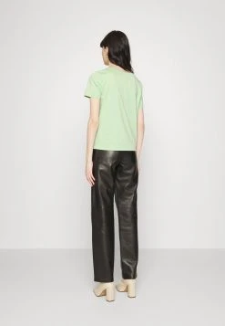 JDYFAROCK LIFE V NECK - T-shirt Basique - Basil -JDY Soldes Magasin 7f091dc13b5c4cc5a1fe6e668d1aa61c