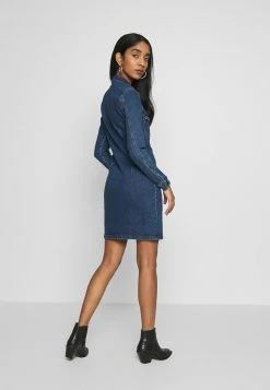 JDYSANNA DRESS - Robe En Jean - Medium Blue Denim -JDY Soldes Magasin 7f596f79a03143aeb09e38856a256801