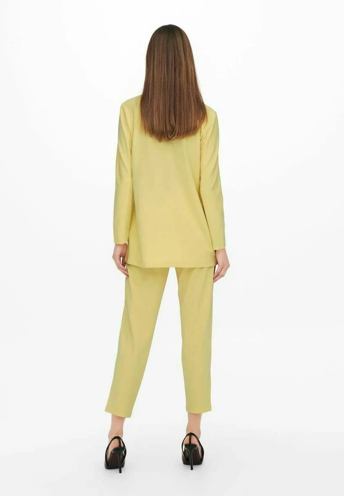 JDY NOOS - Manteau Court - Straw 3 JDY NOOS - Manteau Court - Straw – Image 3