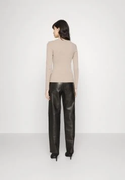 JDYPLUM O NECK BUTTON - Pullover - Simply Taupe 8 JDYPLUM O NECK BUTTON - Pullover - Simply Taupe -JDY Soldes Magasin 83f399ea66c44437955160101dc11abd