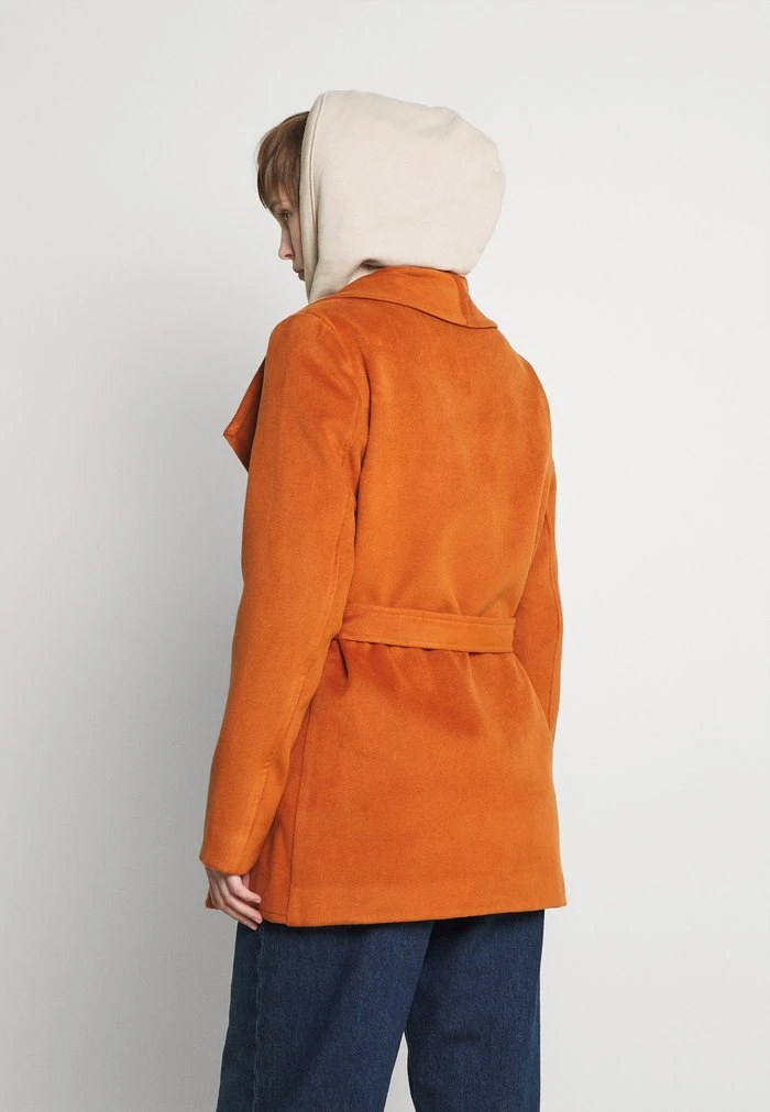 JDYDANNIE ELISE SHORT - Manteau Court - Ginger Bread 3 JDYDANNIE ELISE SHORT - Manteau Court - Ginger Bread – Image 3