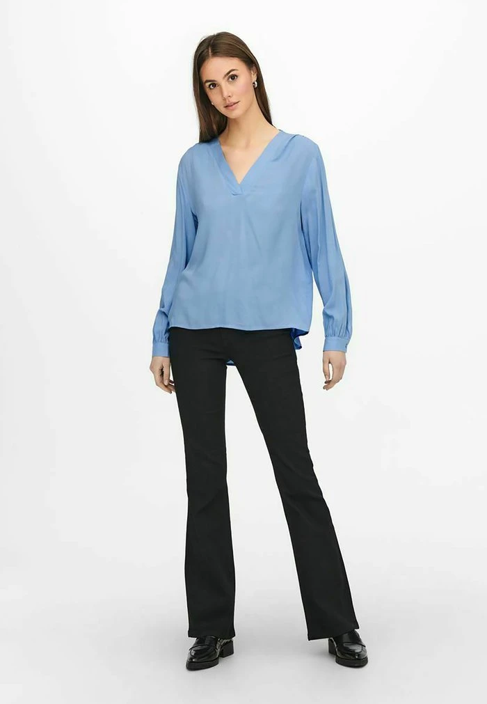 JDYAROS - Blouse - Della Robbia Blue 2 JDYAROS - Blouse - Della Robbia Blue – Image 2