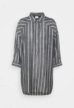 JDYJANINE LONG SHIRT - Blouse - Sky Captain/white